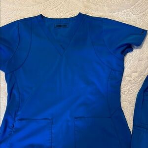 Wonder Wink Blue V-Neck Scrub set